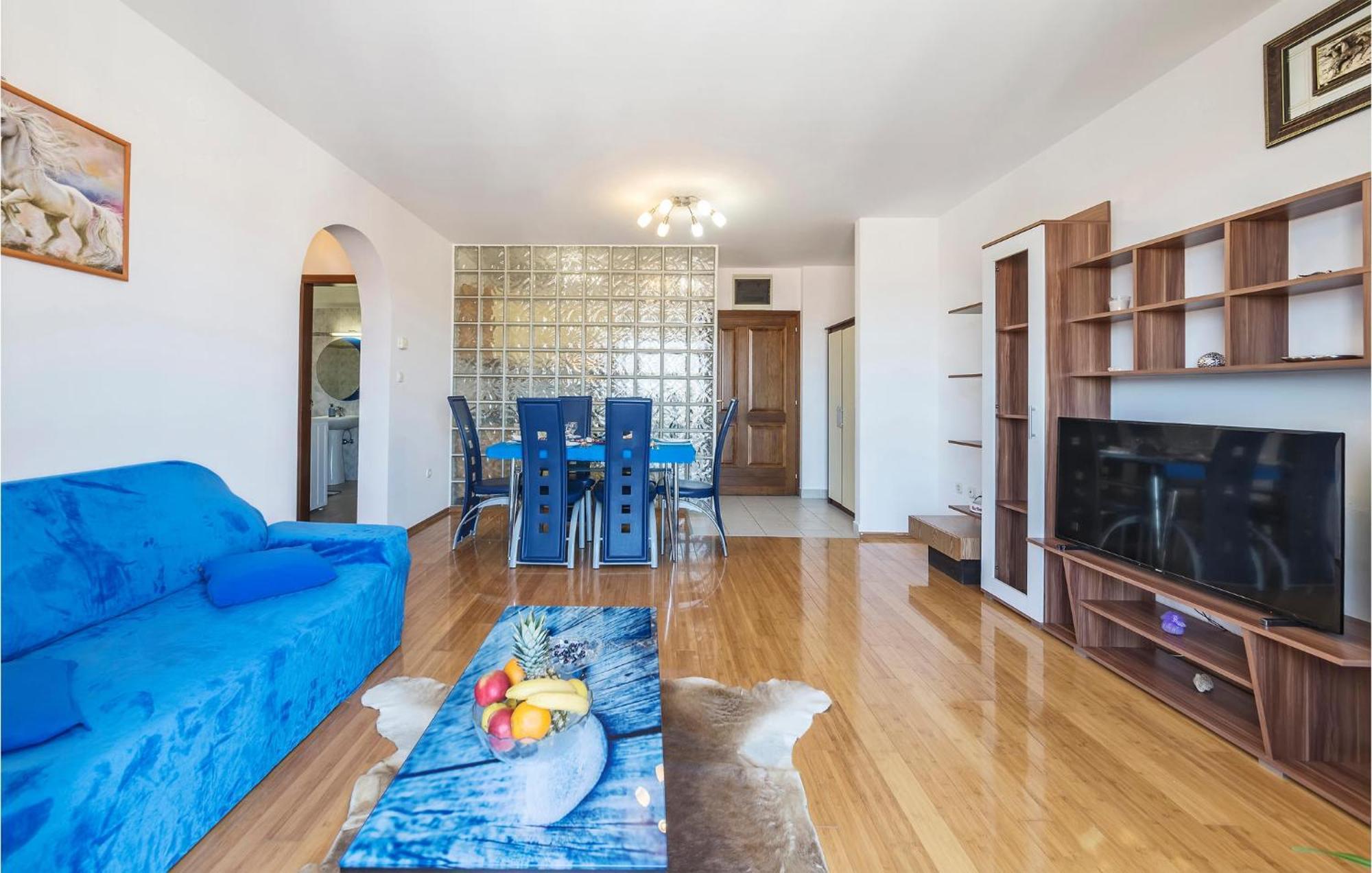 1 Bedroom Beautiful Apartment In Pula Extérieur photo